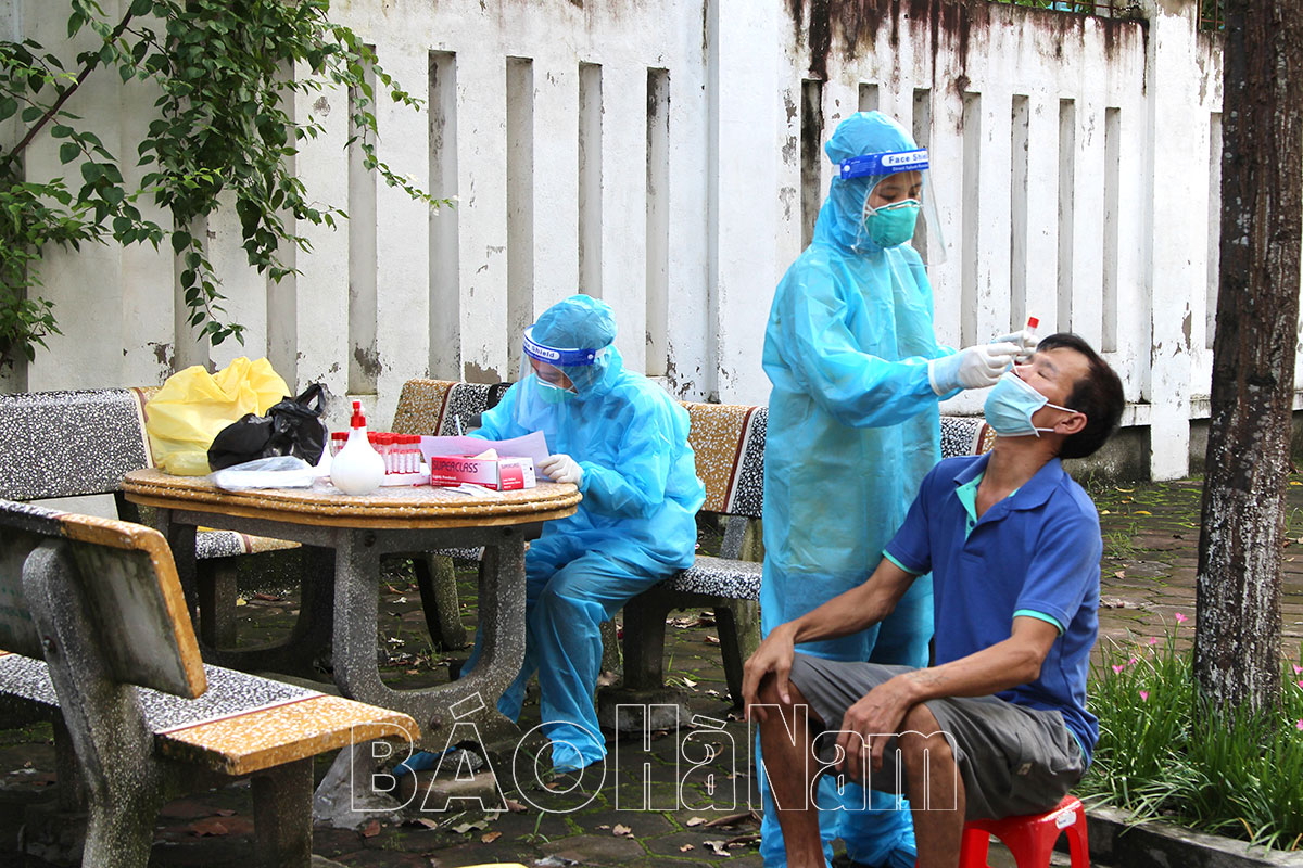 Chủ động tâm thế 'chung sống bình thường' với dịch bệnh Covid-19