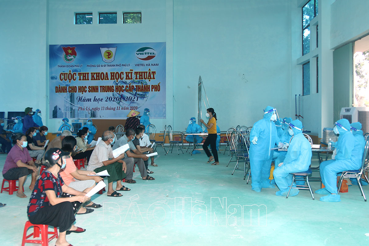 63,79% người dân từ 18 tuổi trở lên của Hà Nam đã được tiêm ít nhất 1 mũi vắc xin phòng Covid-19