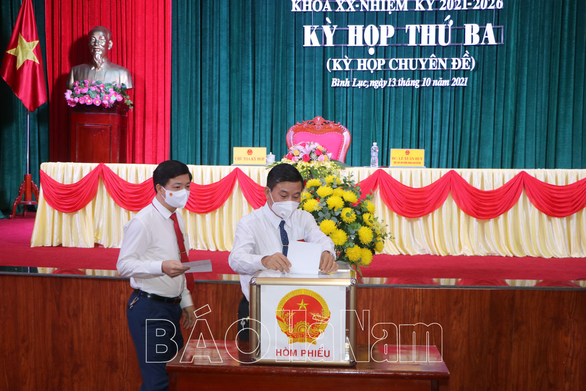 Bình Lục kiện toàn các chức danh lãnh đạo HĐND, UBND huyện