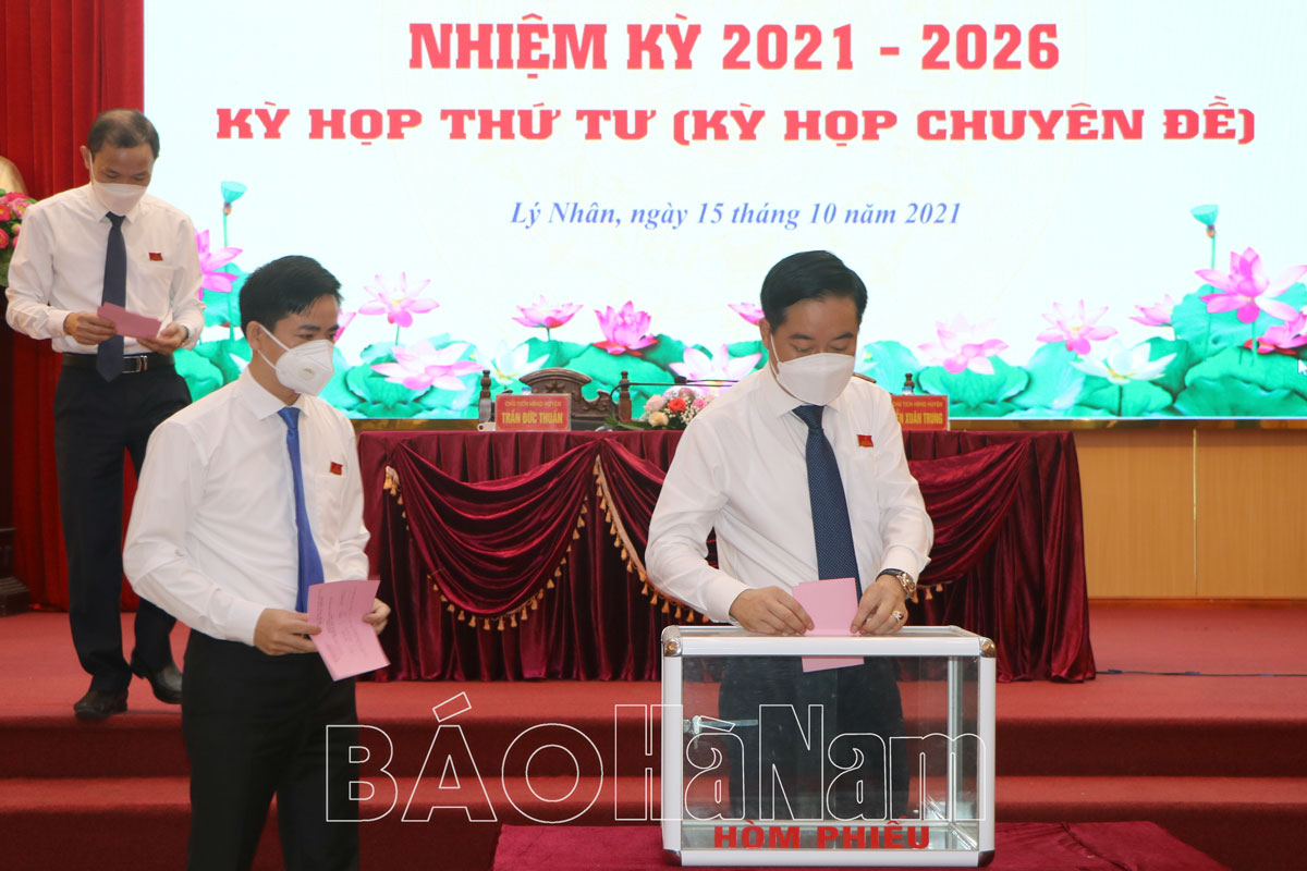 Kỳ họp thứ 4 HĐND huyện Lý Nhân: Kiện toàn chức danh Phó Chủ tịch UBND huyện
