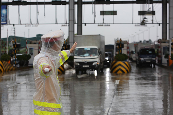 Hà Nội không kiểm tra người và phương tiện tại 22 chốt cửa ngõ