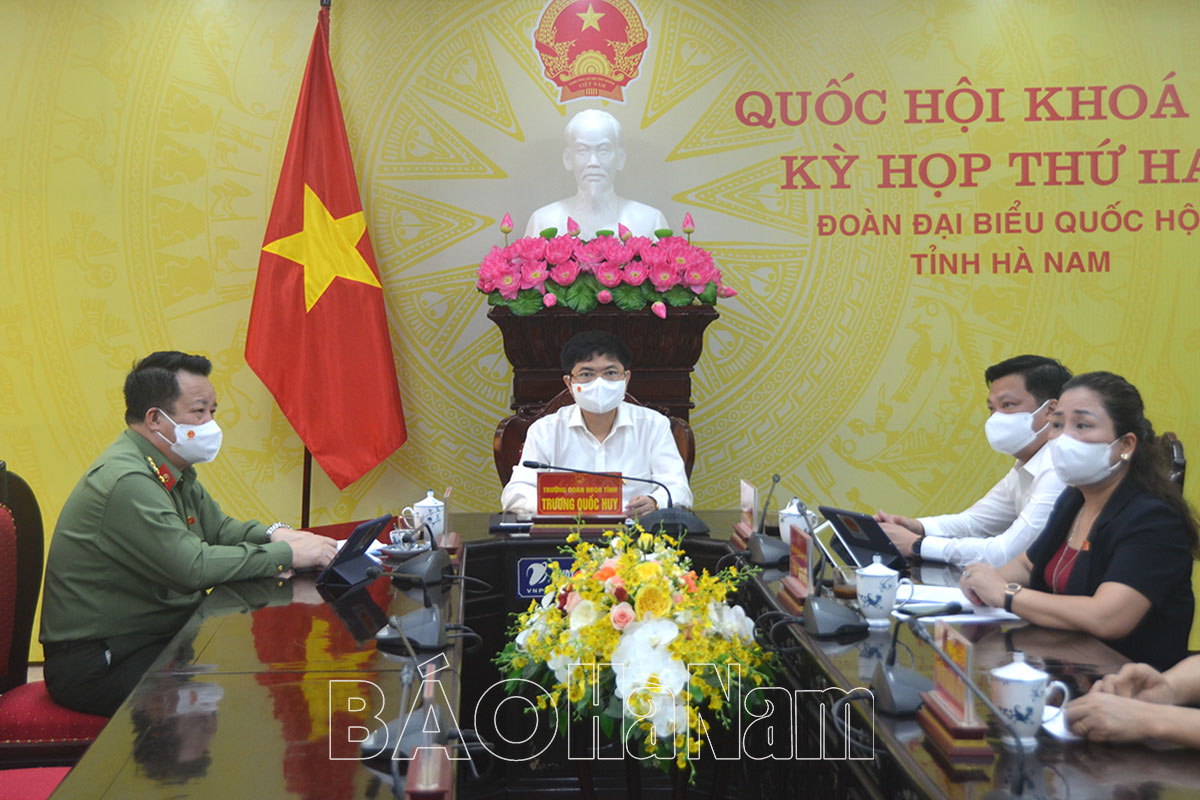 Quốc hội thảo luận trực tuyến tuyến Dự thảo Nghị quyết về một số cơ chế, chính sách đặc thù phát triển thành phố Hải Phòng, tỉnh Nghệ An, Thanh Hóa, Thừa Thiên-Huế