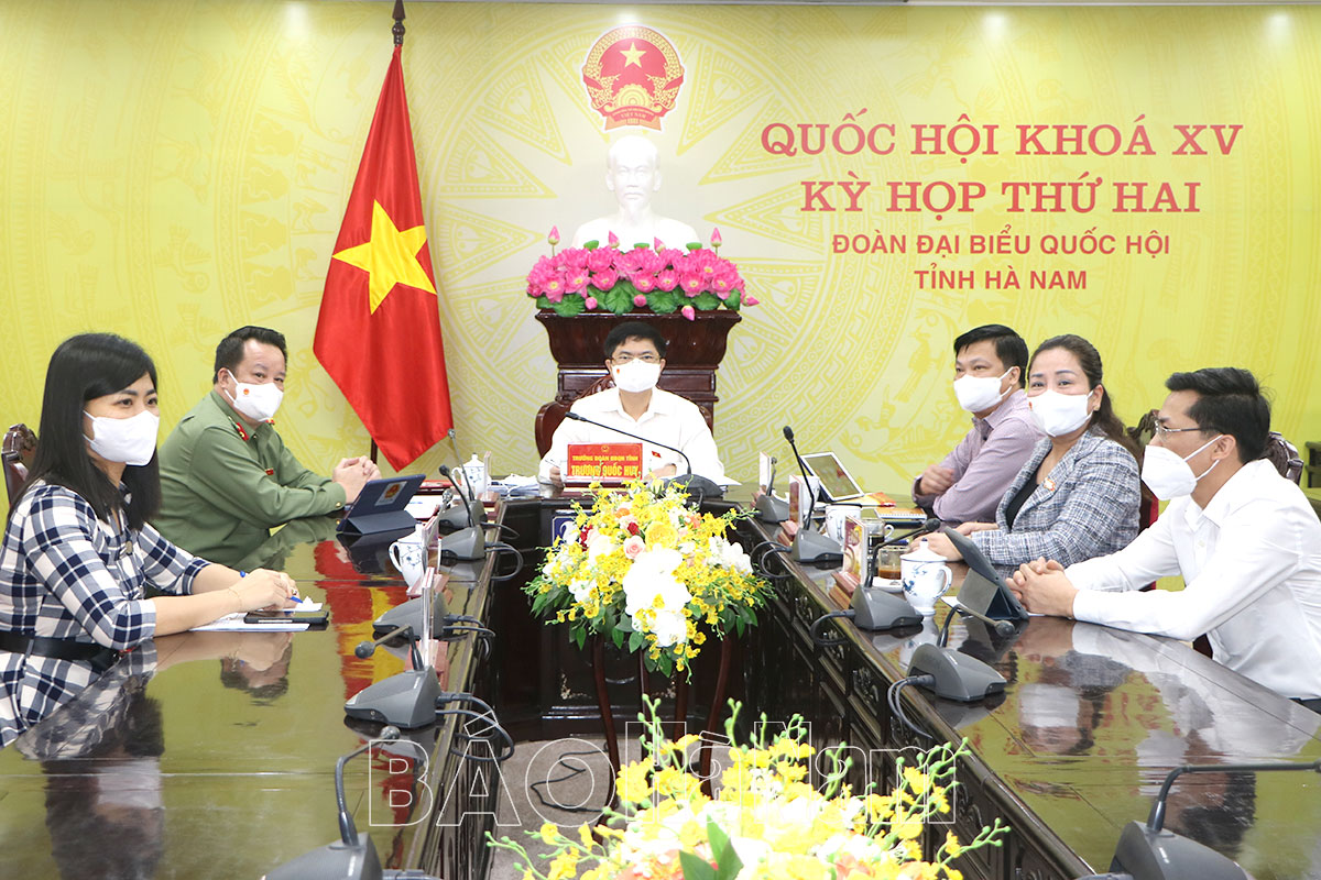 Sáng 30/10, Quốc hội thảo luận trực tuyến về dự kiến Kế hoạch tái cơ cấu nền kinh tế giai đoạn 2021 – 2025