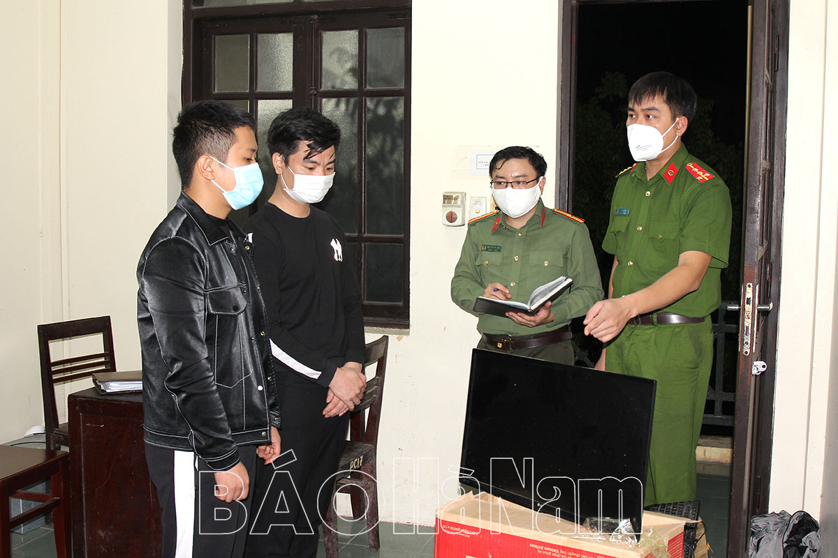 Công an tỉnh truy bắt nhanh 02 đối tượng lợi dụng mạng xã hội Facebook, Zalo lừa đảo bán xe máy giá rẻ