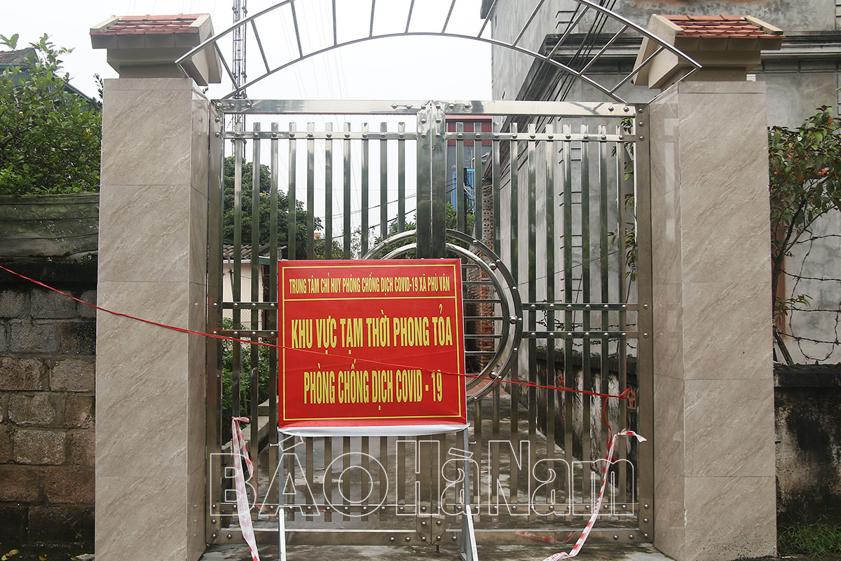 Thêm ca mắc Covid-19, xã Phù Vân (T.p Phủ Lý) tạm dừng họp chợ, lấy mẫu xét nghiệm toàn dân thôn 6 và một phần thôn Lê Lợi