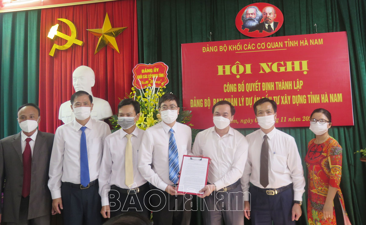 Công bố quyết định thành lập Đảng bộ Ban Quản lý dự án đầu tư xây dựng  tỉnh Hà Nam