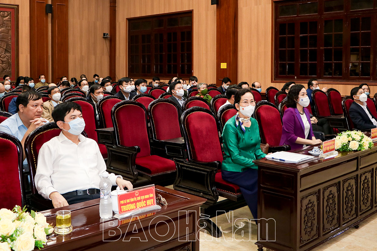 Cập nhật kiến thức mới về chuyển đổi số cho đội ngũ cán bộ chủ chốt của tỉnh đợt 2/2021