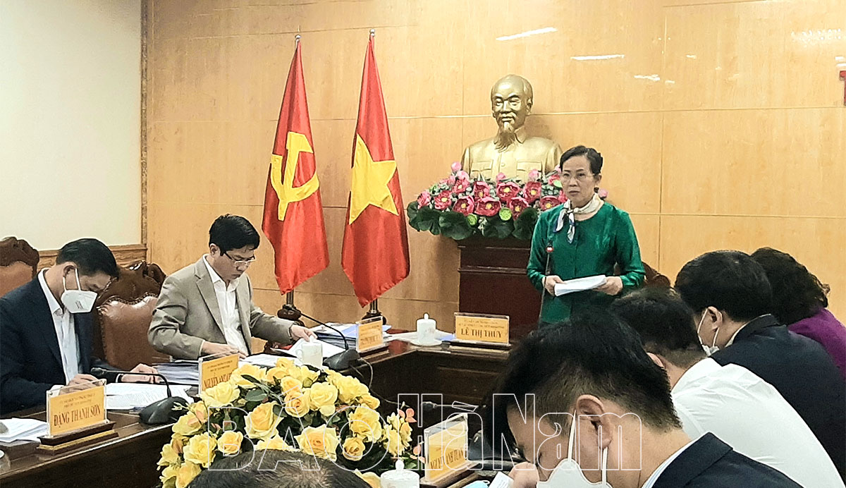 Thường trực Tỉnh ủy nghe báo cáo các nội dung trình tại kỳ họp thường lệ cuối năm HĐND tỉnh