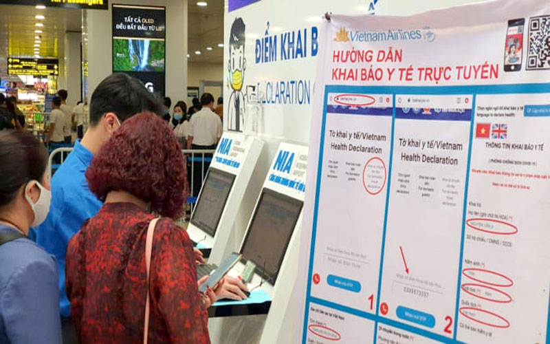 Từ ngày 1/12, các địa phương sẽ tự trích xuất dữ liệu hành khách qua app PC-Covid