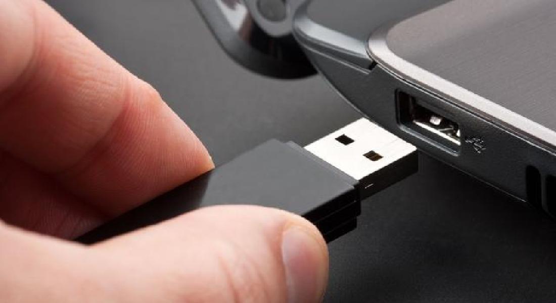 Nga chế tạo USB tự hủy khi bị hack