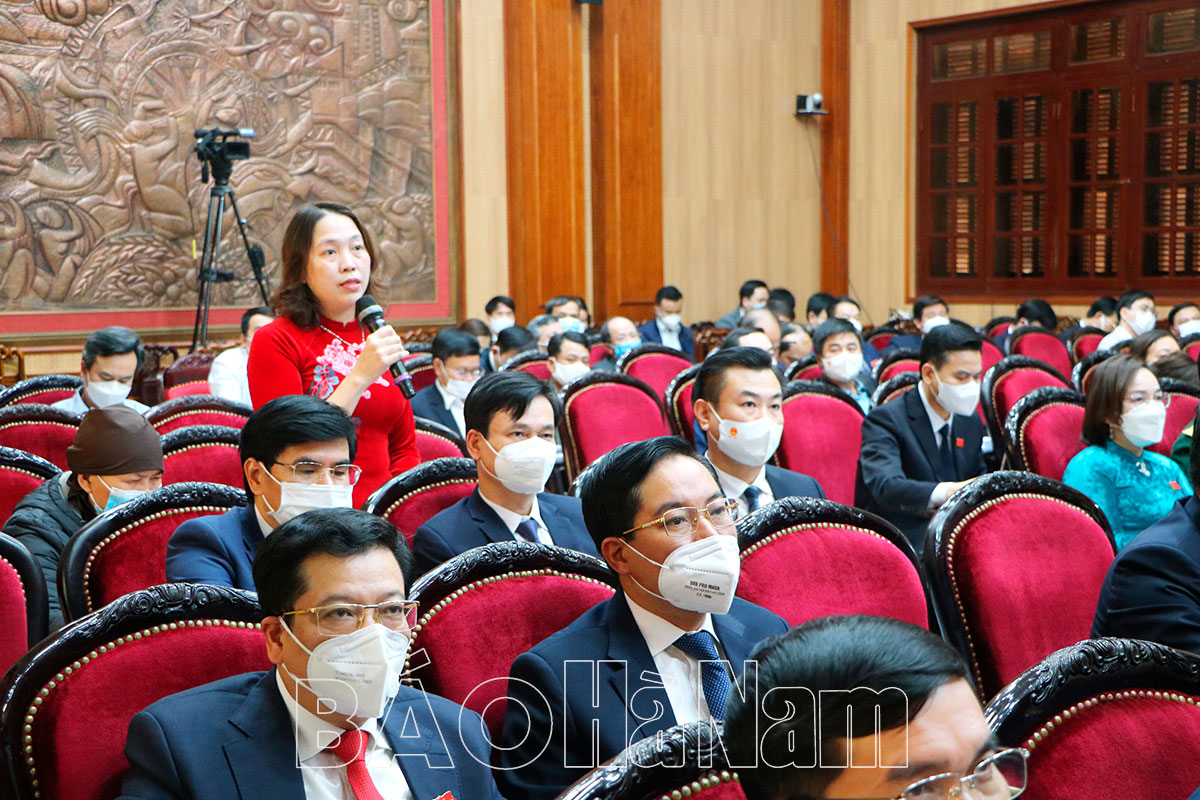 Chiều 7/12, HĐND tỉnh tiếp tục nội dung trả lời ý kiến, kiến nghị cử tri, chất vấn, trả lời chất vấn