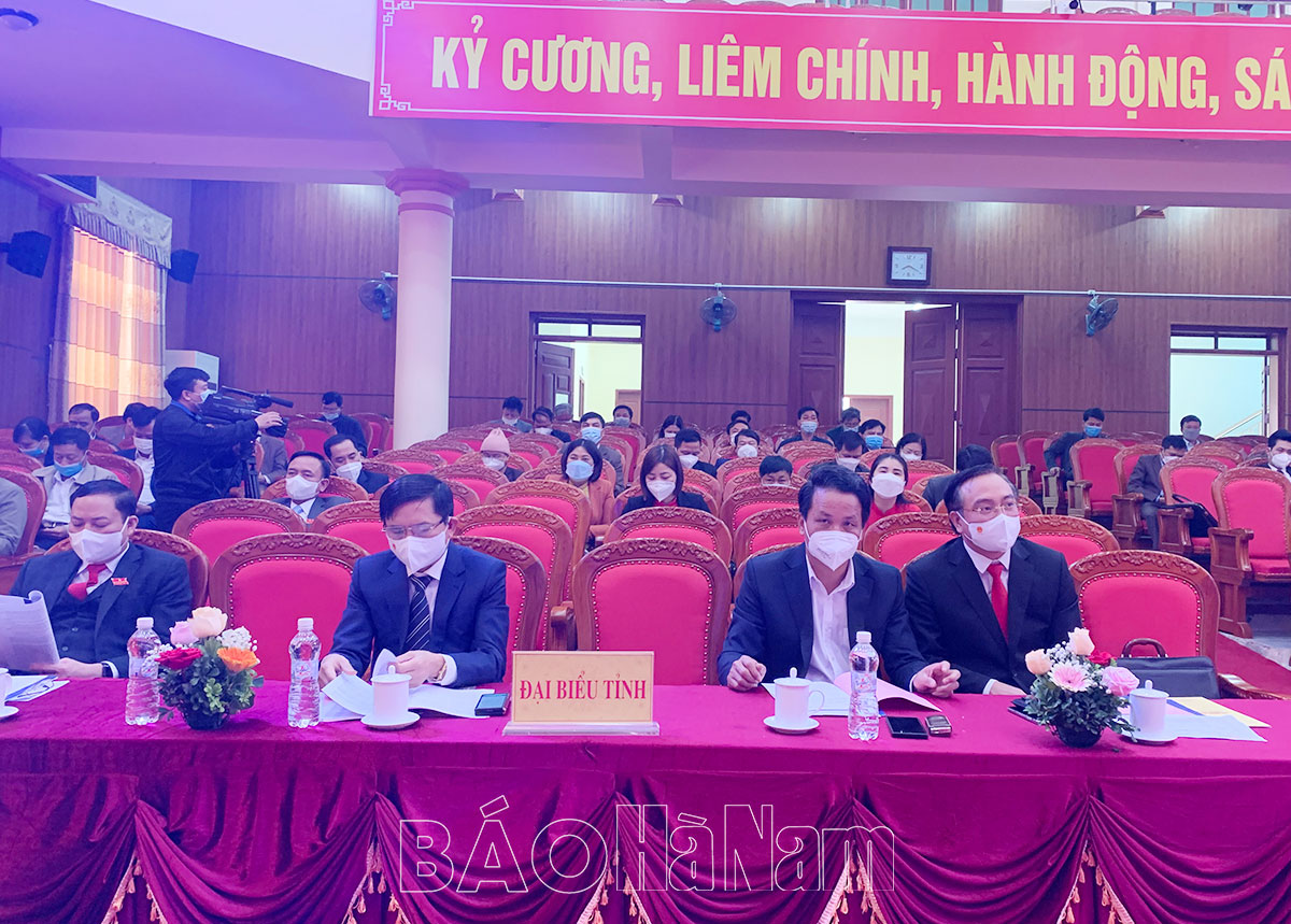 Kỳ họp thứ 4 HĐND huyện Bình Lục khóa XX