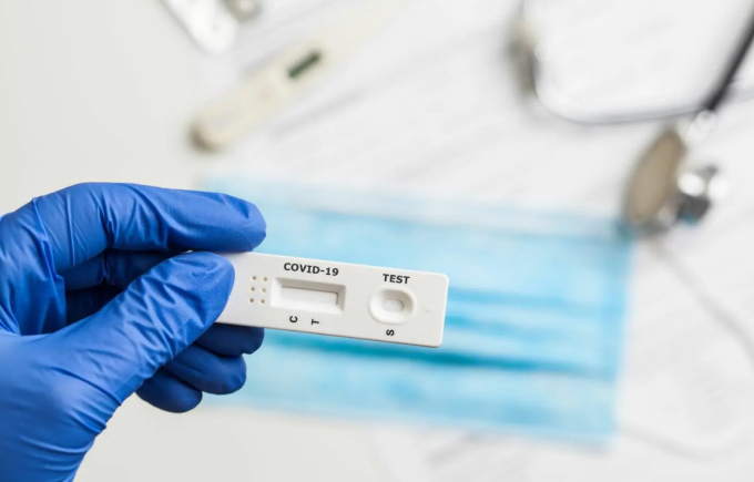 Cách lấy mẫu xét nghiệm Sars-CoV-2 qua dịch tỵ hầu