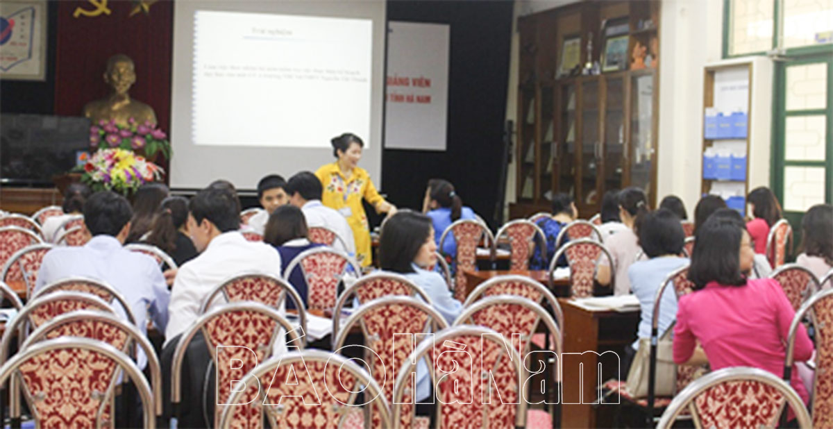 Bồi dưỡng chuyên môn cho đội ngũ cán bộ, giáo viên Trường THCS & THPT Nguyễn Tất Thành – Hà Nam