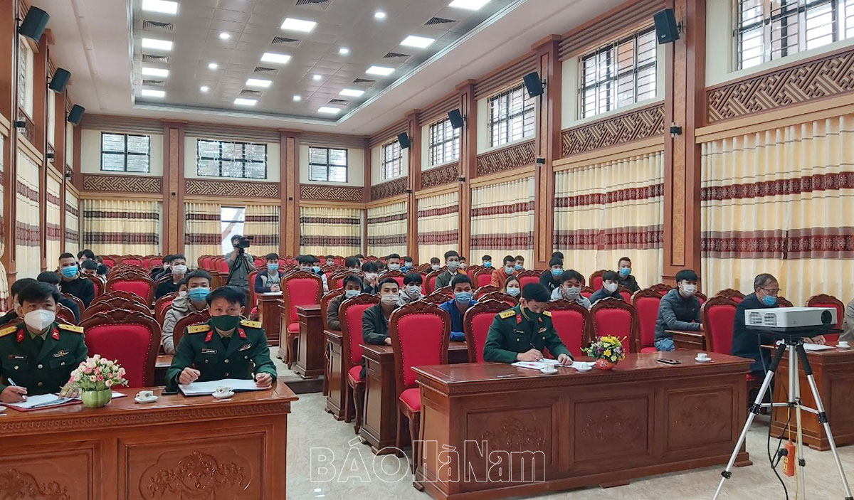 Kim Bảng khai giảng lớp bồi dưỡng nhận thức về Đảng cho thanh niên nhập ngũ