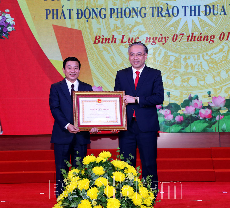 Bình Lục phát động phong trào thi đua năm 2022