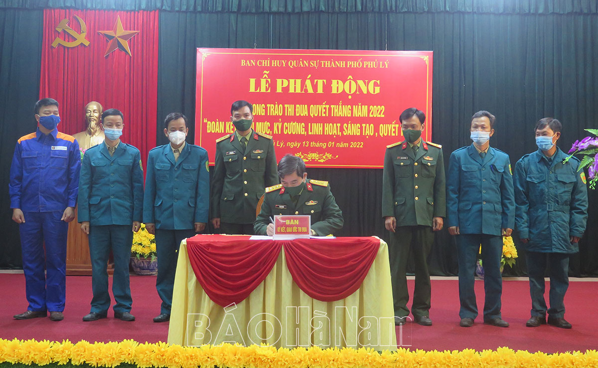 Ban CHQS thành phố Phủ Lý phát động phong trào thi đua Quyết thắng năm 2022