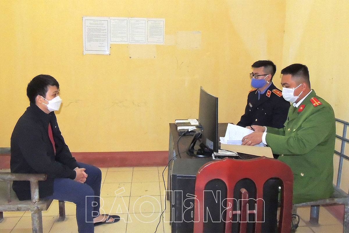 Công an thị xã Duy Tiên bắt giữ đối tượng lập sàn giao dịch tiền ảo chiếm đoạt hơn 10 tỷ đồng