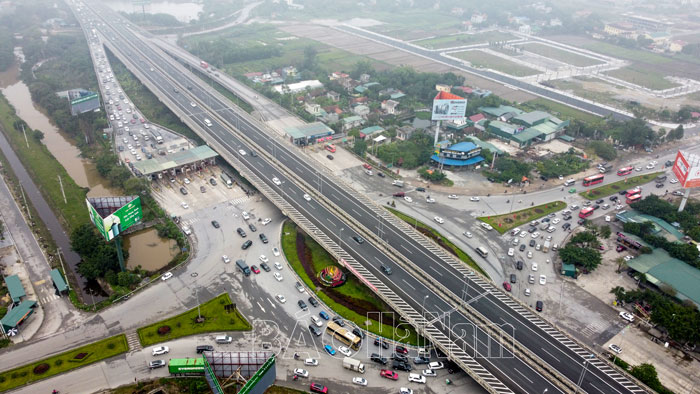 Giao thông thuận lợi qua Hà Nam trong ngày đầu kỳ nghỉ Tết