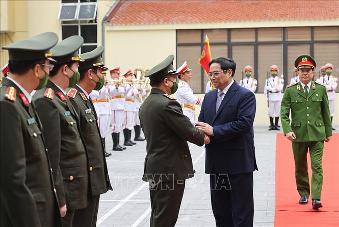Thủ tướng Phạm Minh Chính thăm, chúc Tết các lực lượng Công an nhân dân