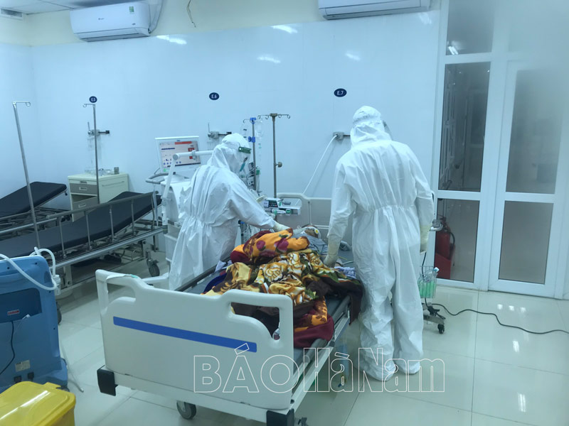 Đón Tết cùng hàng trăm bệnh nhân covid-19 trong Bệnh viện Dã chiến