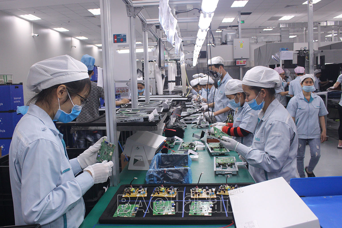 Doanh nghiệp trong các KCN quay trở lại sản xuất
