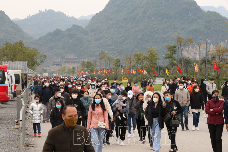 Hà Nam đón 250 nghìn khách du lịch trong dịp Tết Nguyên đán Nhâm Dần