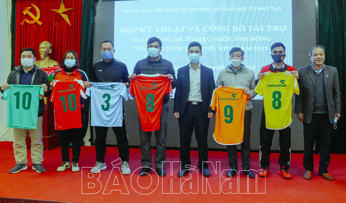 Họp kỹ thuật và công bố nhà tài trợ Giải bóng đá thiếu niên, nhi đồng tỉnh Hà Nam lần thứ VIII năm 2022