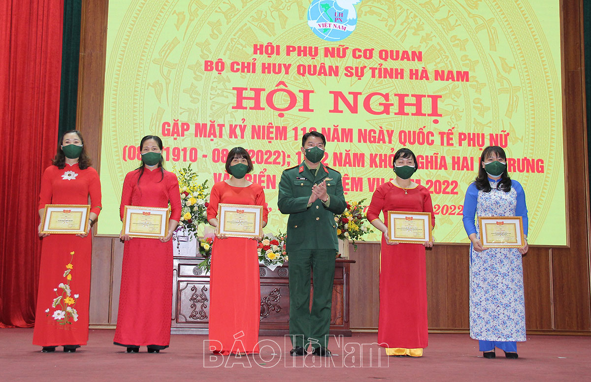 Bộ CHQS tỉnh gặp mặt kỷ niệm ngày Quốc tế Phụ nữ