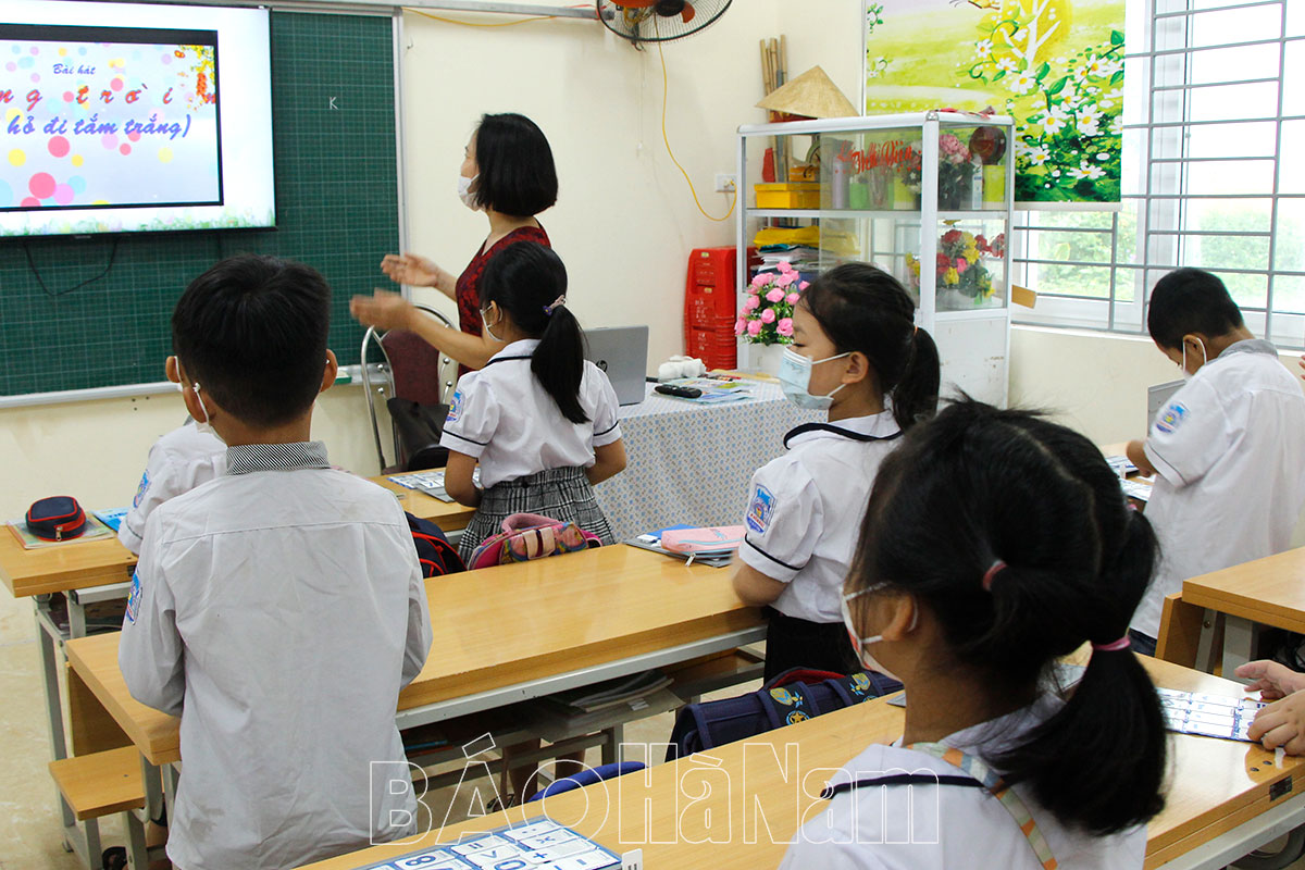 Hà Nam tiếp tục cho trẻ mầm non, học sinh tiểu học và lớp 6 nghỉ học trực tiếp