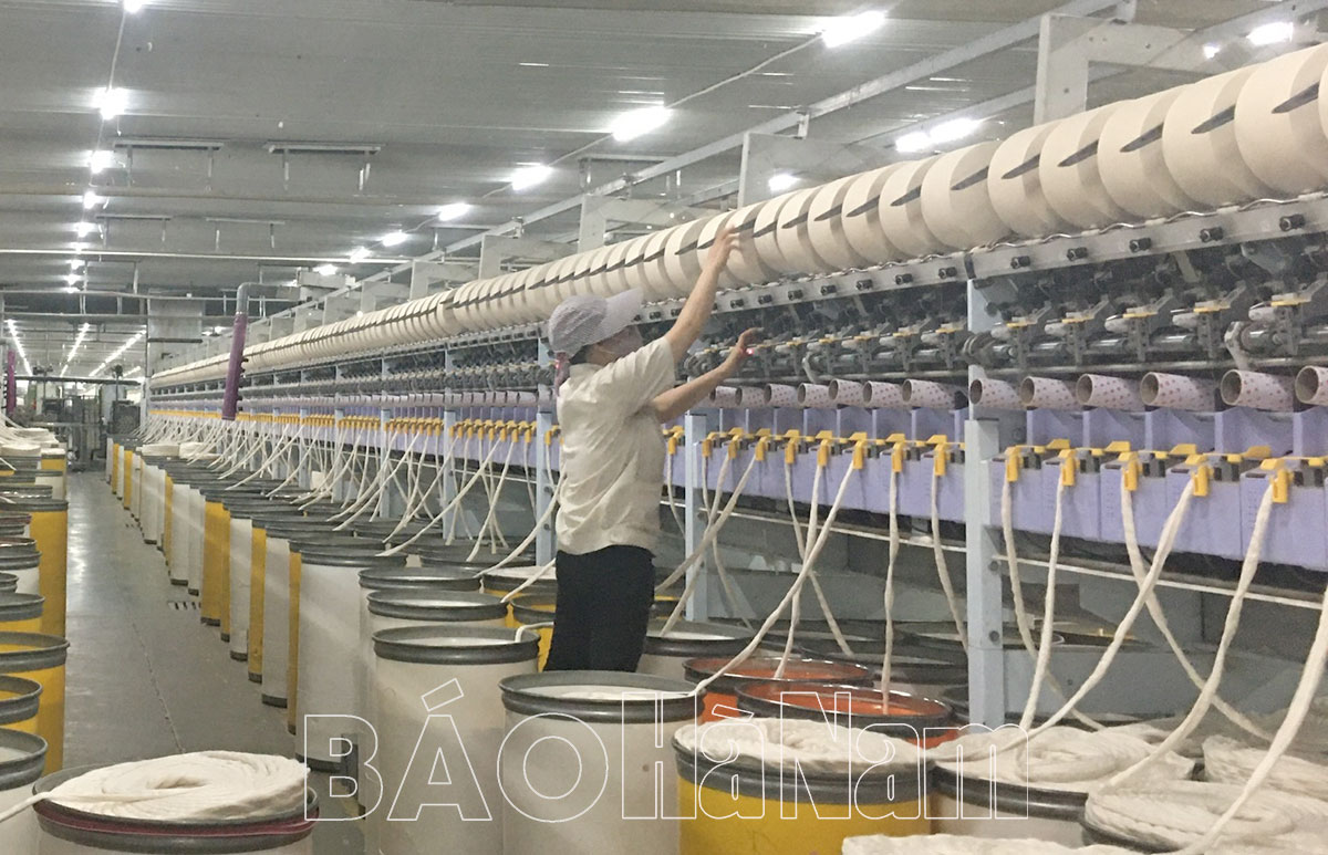 Doanh nghiệp ứng phó với dịch Covid-19 khi số ca nhiễm mới tăng cao