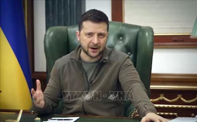 Tổng thống Zelensky tuyên bố Ukraine sẽ không trở thành thành viên NATO