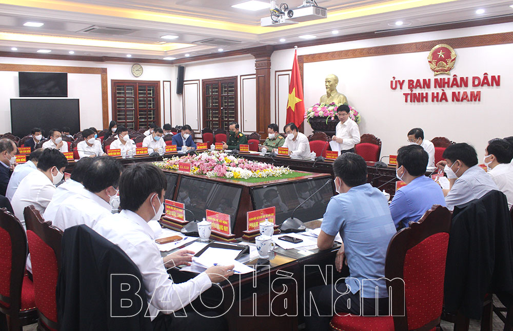 UBND tỉnh thảo luận các nội dung trình HĐND tỉnh tại kỳ họp thứ 6