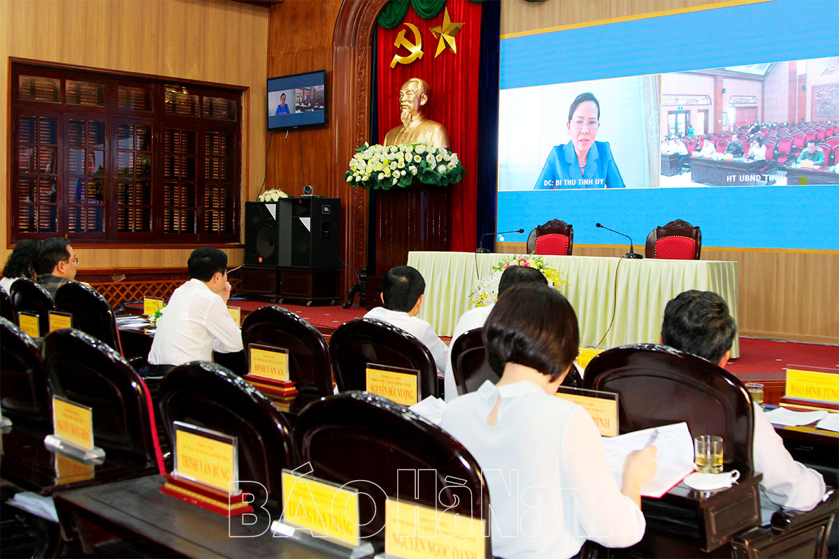 Chiều 25/03, BCH Đảng bộ tỉnh tiếp tục phiên họp cho ý kiến, cho chủ trương các nội dung theo thẩm quyền