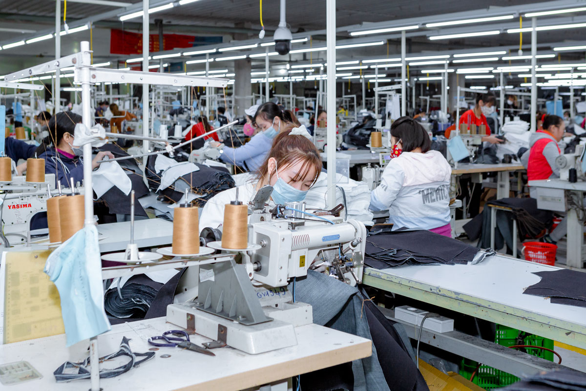 Tiền lương làm thêm ngày lễ 30/4 và 1/5 được tính thế nào?