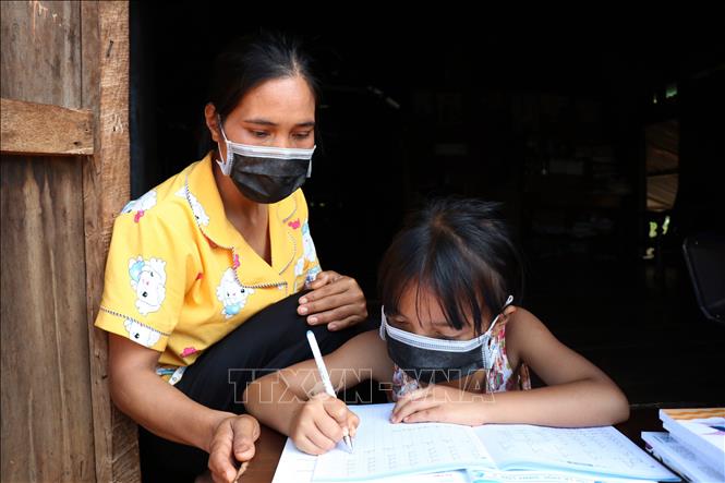 Hỗ trợ vay vốn mua thiết bị học trực tuyến tối đa 10 triệu đồng/học sinh, sinh viên