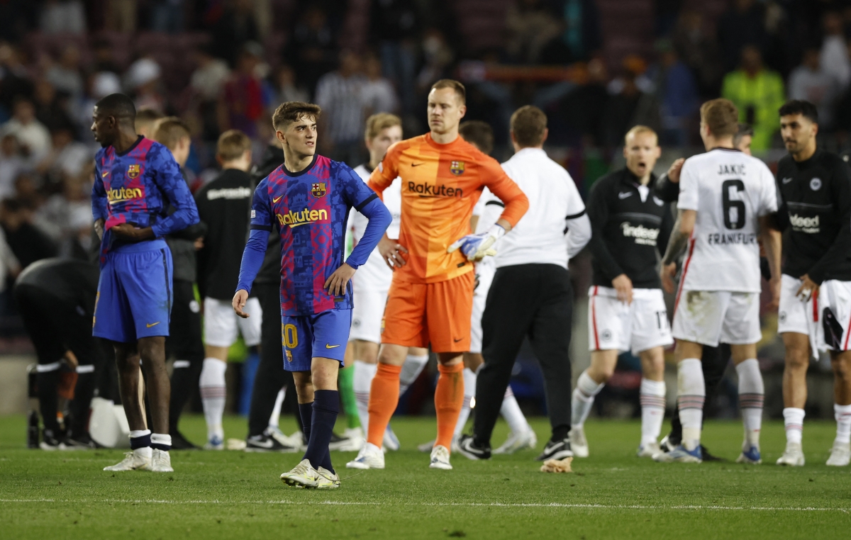 Kết quả Europa League: Barca bị loại, West Ham gặp Frankfurt ở bán kết