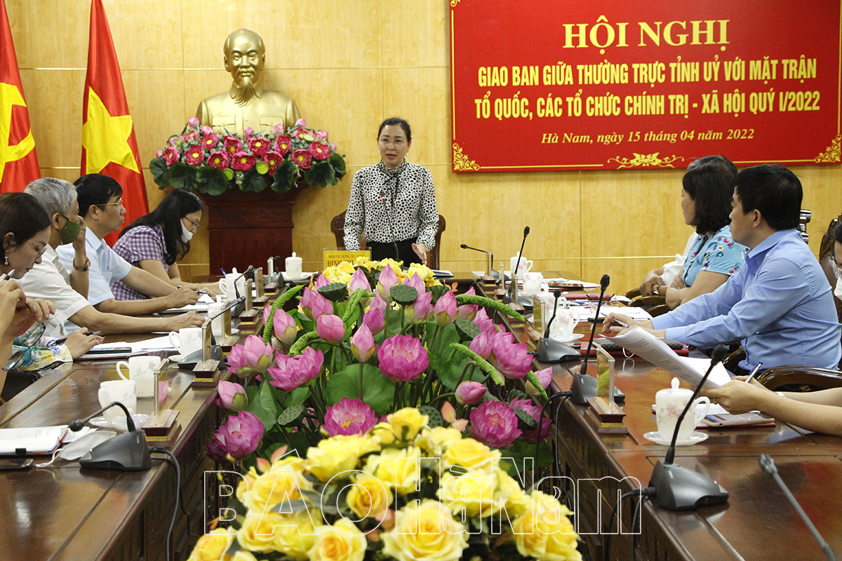 Giao ban giữa Thường trực Tỉnh ủy với MTTQ và các tổ chức chính trị- xã hội