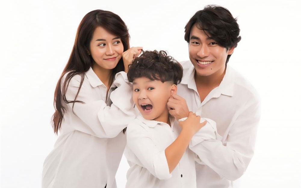 Tổ chức đợt phim kỷ niệm 30/4, 1/5, 7/5 và 19/5