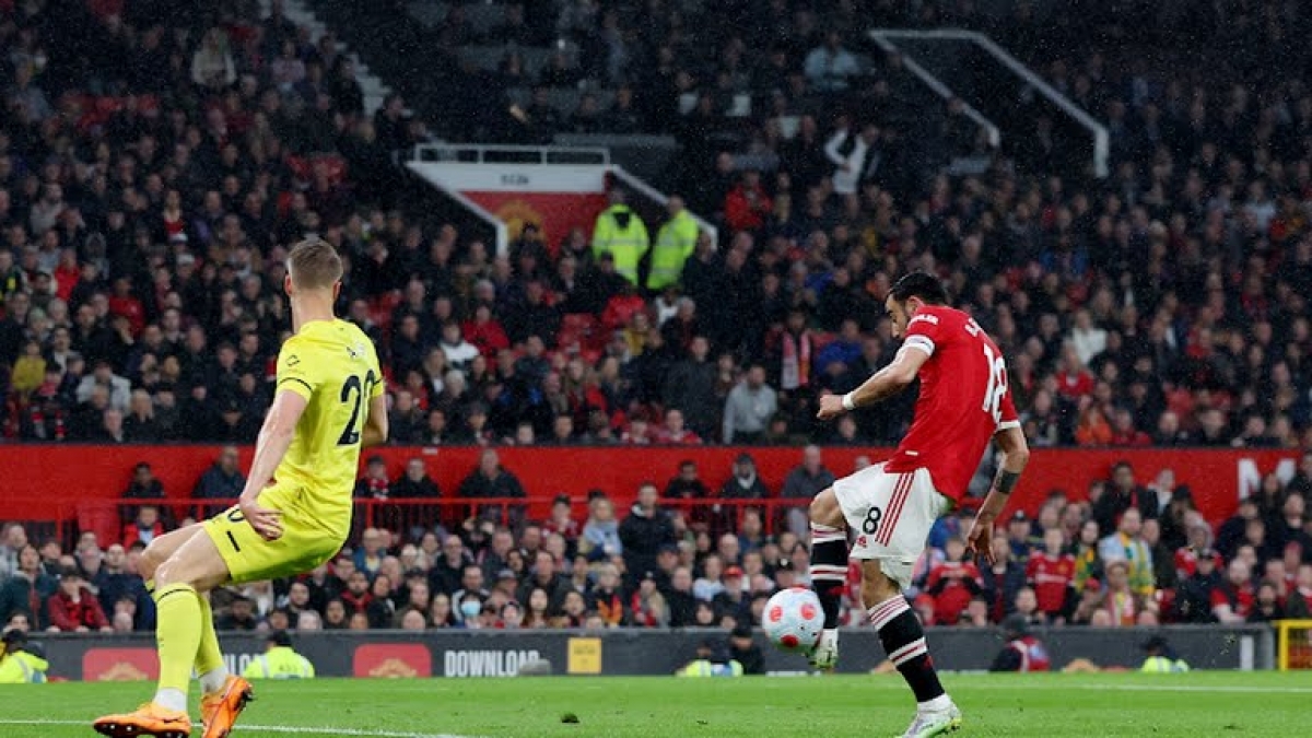 Kết quả Ngoại hạng Anh 3/5: Ronaldo giúp MU thắng đậm Brentford