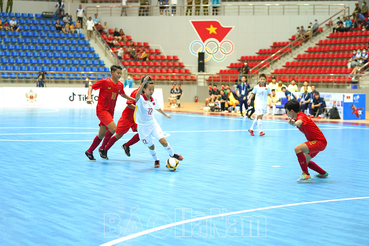 Tuyển Futsal nữ Việt Nam thắng đậm tuyển Myanmar 6 – 0