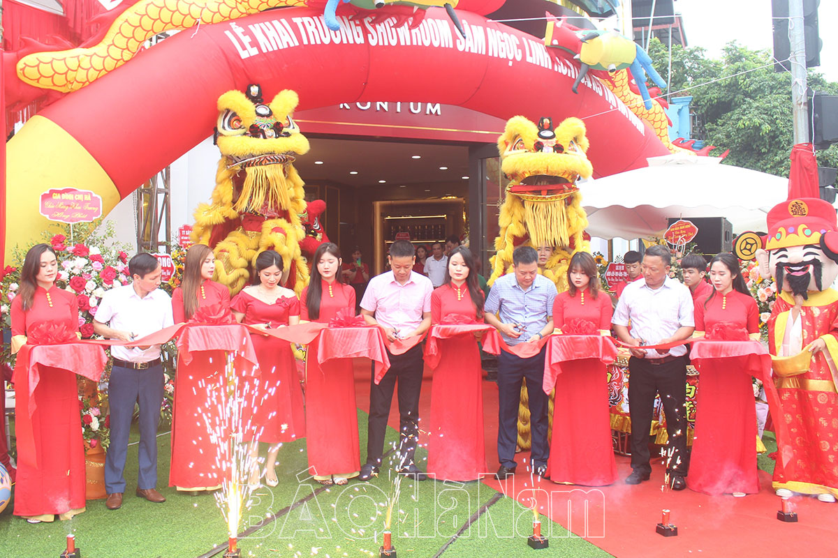 Sâm Ngọc Linh Kontum K5 đã khai trương showroom tại Hà Nam