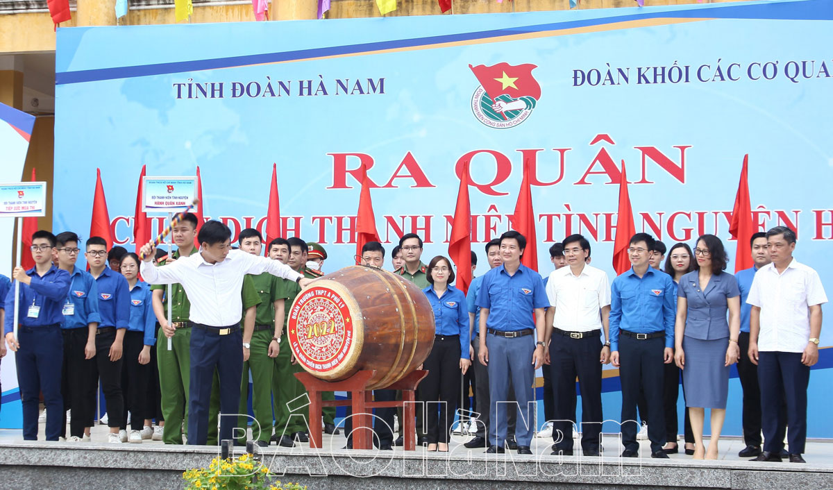 Tỉnh đoàn Hà Nam phối hợp tổ chức ra quân Chiến dịch Thanh niên tình nguyện hè 2022