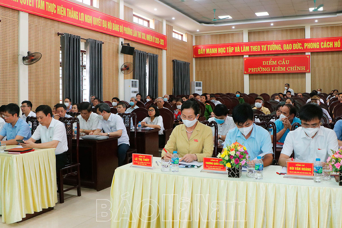 Chiều 1/6, đại biểu HĐND tỉnh tiếp tục chương trình tiếp xúc cử tri