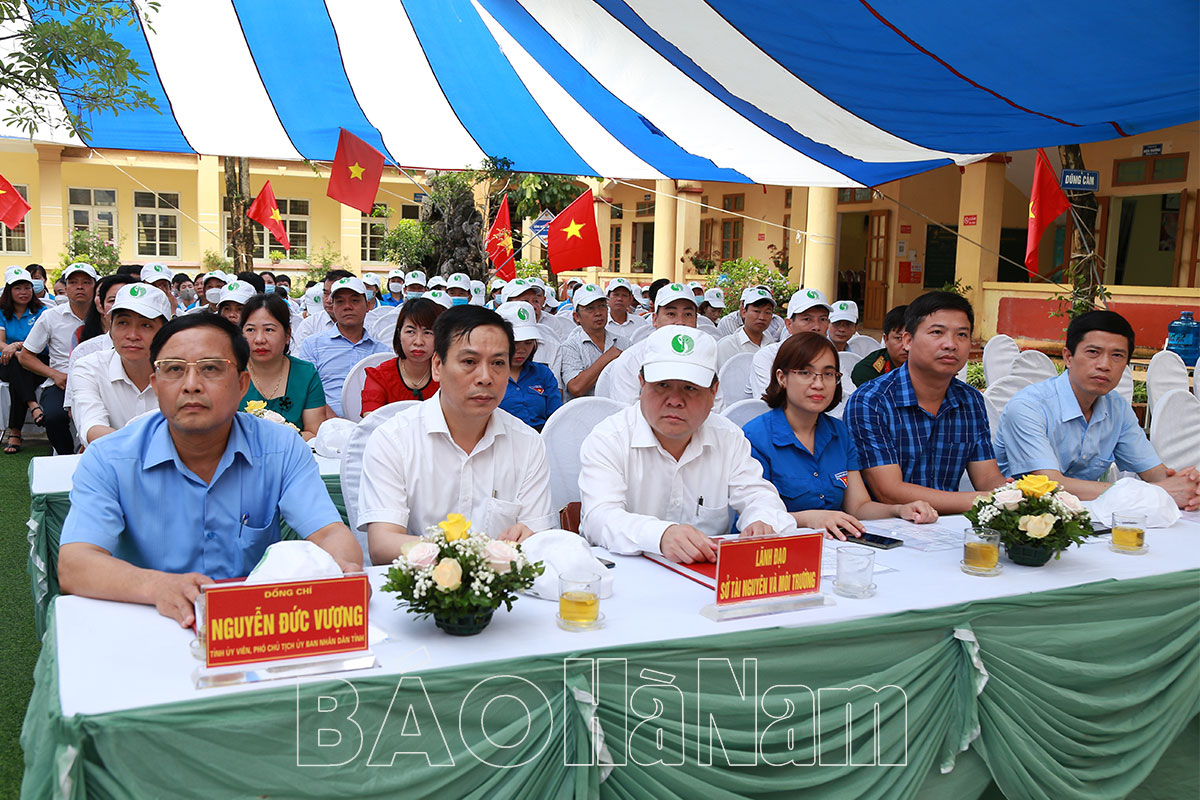 UBND tỉnh phát động tháng cao điểm vì môi trường