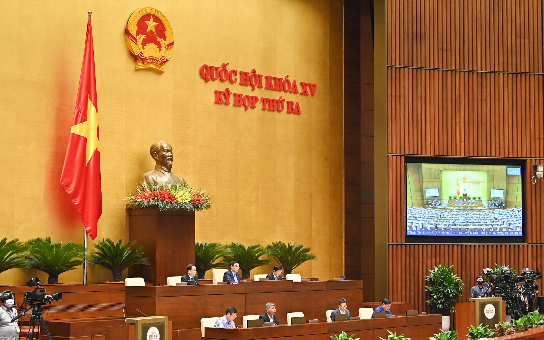 Sửa đổi luật để nâng cao chất lượng dịch vụ y tế cho người dân