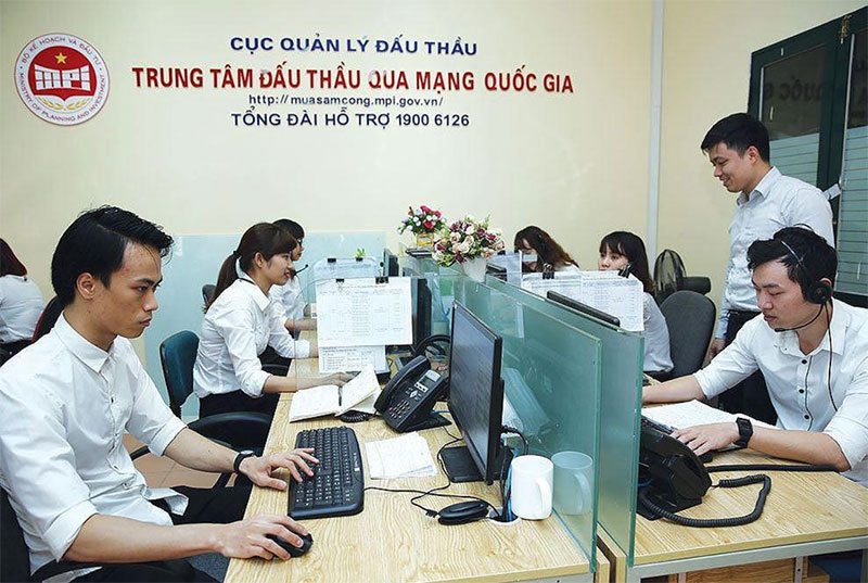 Đăng tải thông tin và lựa chọn nhà thầu trên Hệ thống mạng đấu thầu quốc gia