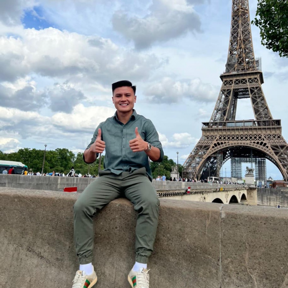 Quang Hải ký hợp đồng dài hạn, chuẩn bị sang Pháp chơi bóng