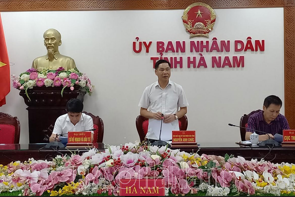 UBND tỉnh tổ chức hội nghị nghe Cục Thuế báo cáo kết quả triển khai hóa đơn điện tử