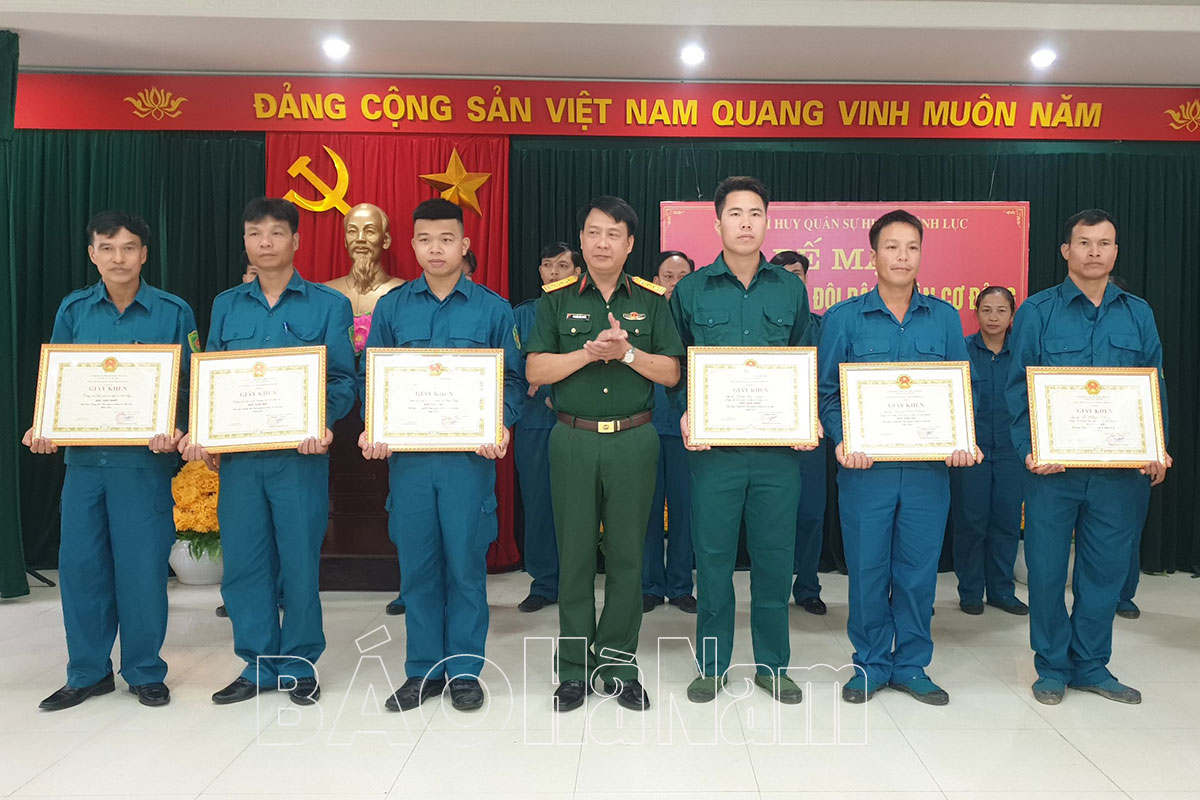 Hội thao trung đội dân quân cơ động huyện Bình Lục thành công tốt đẹp